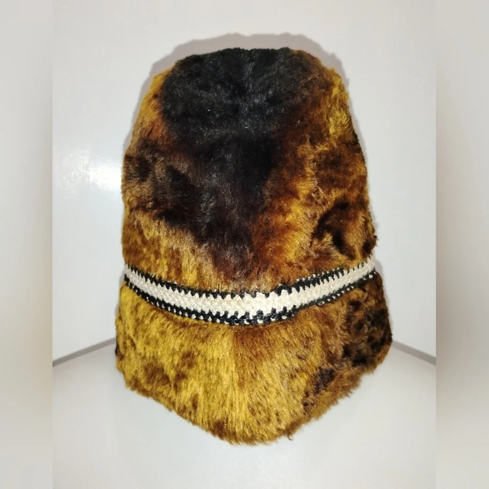 SUPER GROOVE FAUX FUR HAT
